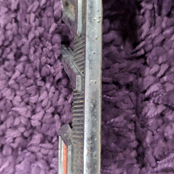 Vintage Original Chevy 10 Emblem Badge - Picture 4 of 8